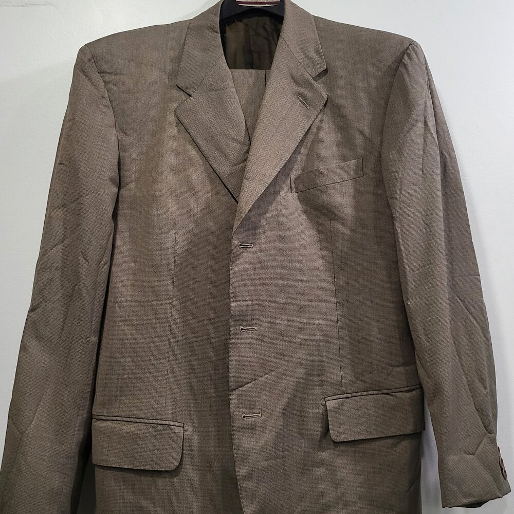 Salvatore Ferragamo Suit (Check out pictures for wear)
